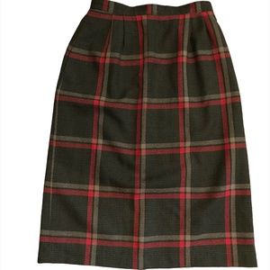 Vintage brown and red plaid skirt